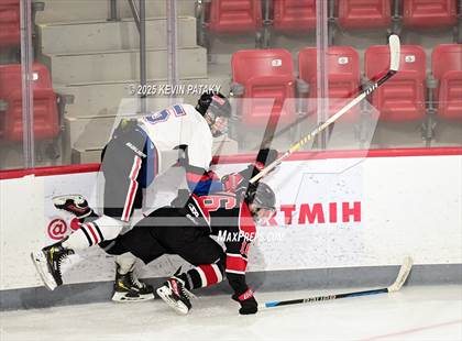 Thumbnail 1 in Masuk @ Fairfield Warde/Ludlowe photogallery.