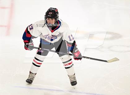 Thumbnail 2 in Masuk @ Fairfield Warde/Ludlowe photogallery.