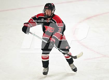 Thumbnail 1 in Masuk @ Fairfield Warde/Ludlowe photogallery.