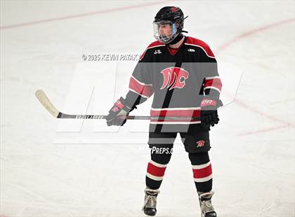 Thumbnail 3 in Masuk @ Fairfield Warde/Ludlowe photogallery.