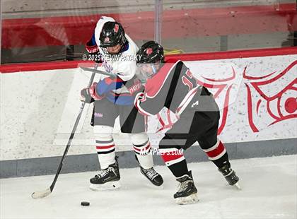 Thumbnail 2 in Masuk @ Fairfield Warde/Ludlowe photogallery.