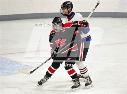 Thumbnail 1 in Masuk @ Fairfield Warde/Ludlowe photogallery.