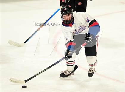 Thumbnail 1 in Masuk @ Fairfield Warde/Ludlowe photogallery.