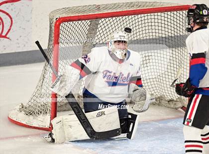 Thumbnail 2 in Masuk @ Fairfield Warde/Ludlowe photogallery.