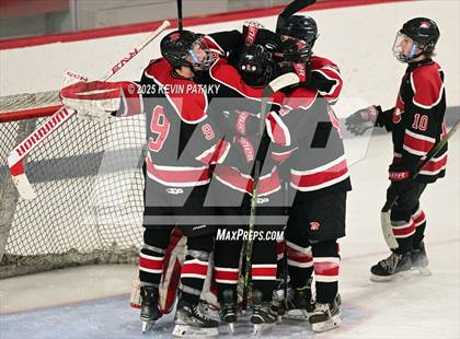 Thumbnail 3 in Masuk @ Fairfield Warde/Ludlowe photogallery.