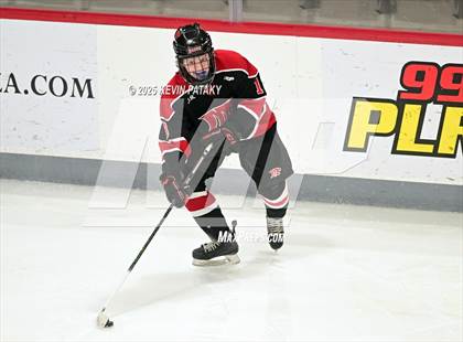 Thumbnail 2 in Masuk @ Fairfield Warde/Ludlowe photogallery.