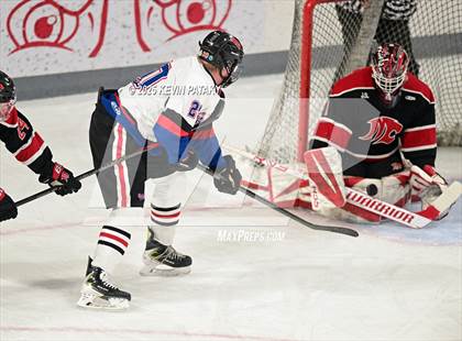 Thumbnail 2 in Masuk @ Fairfield Warde/Ludlowe photogallery.