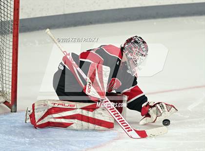 Thumbnail 2 in Masuk @ Fairfield Warde/Ludlowe photogallery.