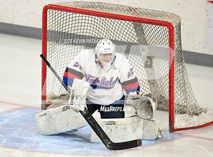 Thumbnail 2 in Masuk @ Fairfield Warde/Ludlowe photogallery.