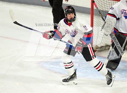 Thumbnail 1 in Masuk @ Fairfield Warde/Ludlowe photogallery.