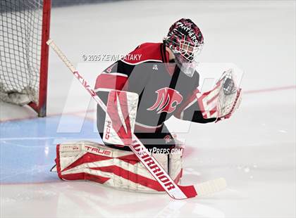 Thumbnail 1 in Masuk @ Fairfield Warde/Ludlowe photogallery.