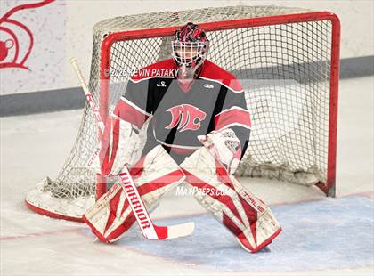 Thumbnail 2 in Masuk @ Fairfield Warde/Ludlowe photogallery.