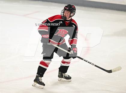 Thumbnail 1 in Masuk @ Fairfield Warde/Ludlowe photogallery.