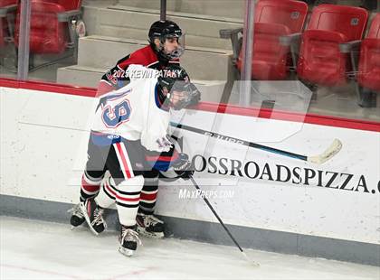 Thumbnail 2 in Masuk @ Fairfield Warde/Ludlowe photogallery.