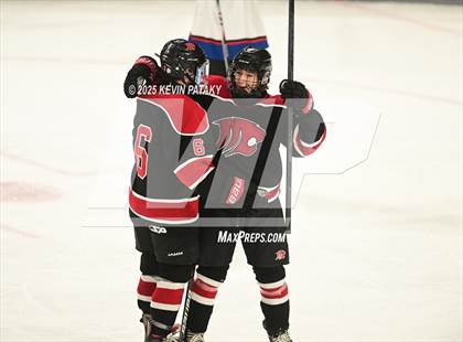 Thumbnail 2 in Masuk @ Fairfield Warde/Ludlowe photogallery.