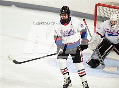 Thumbnail 1 in Masuk @ Fairfield Warde/Ludlowe photogallery.