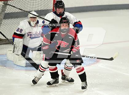 Thumbnail 3 in Masuk @ Fairfield Warde/Ludlowe photogallery.