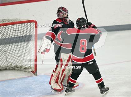 Thumbnail 1 in Masuk @ Fairfield Warde/Ludlowe photogallery.