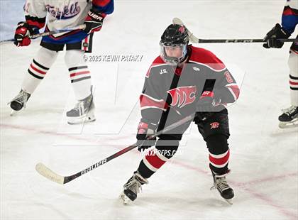 Thumbnail 1 in Masuk @ Fairfield Warde/Ludlowe photogallery.