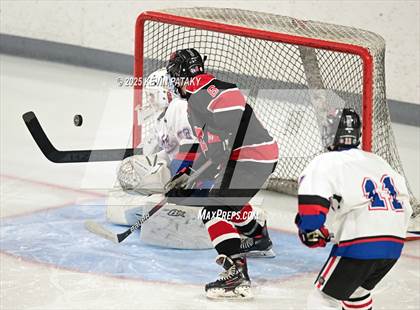 Thumbnail 3 in Masuk @ Fairfield Warde/Ludlowe photogallery.