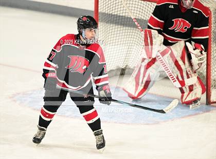 Thumbnail 1 in Masuk @ Fairfield Warde/Ludlowe photogallery.