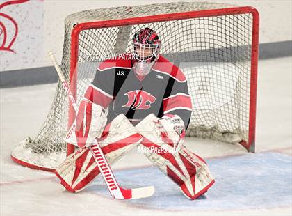 Thumbnail 1 in Masuk @ Fairfield Warde/Ludlowe photogallery.