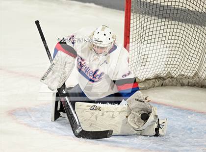 Thumbnail 3 in Masuk @ Fairfield Warde/Ludlowe photogallery.