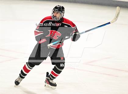 Thumbnail 1 in Masuk @ Fairfield Warde/Ludlowe photogallery.