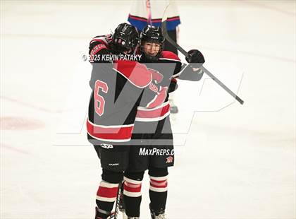 Thumbnail 1 in Masuk @ Fairfield Warde/Ludlowe photogallery.