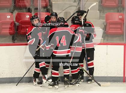 Thumbnail 1 in Masuk @ Fairfield Warde/Ludlowe photogallery.