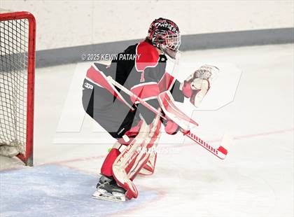 Thumbnail 1 in Masuk @ Fairfield Warde/Ludlowe photogallery.