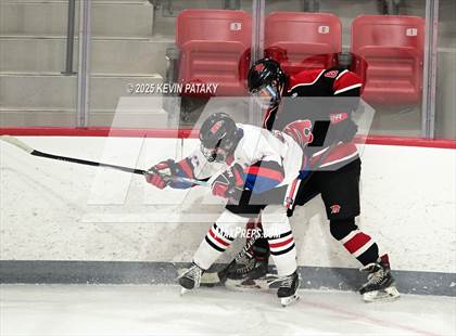 Thumbnail 1 in Masuk @ Fairfield Warde/Ludlowe photogallery.