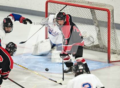 Thumbnail 3 in Masuk @ Fairfield Warde/Ludlowe photogallery.