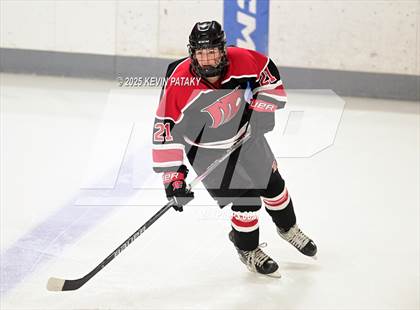 Thumbnail 1 in Masuk @ Fairfield Warde/Ludlowe photogallery.