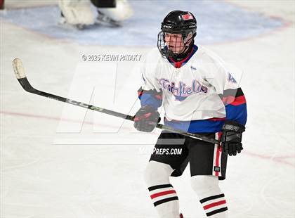 Thumbnail 2 in Masuk @ Fairfield Warde/Ludlowe photogallery.