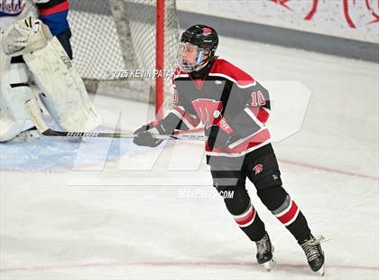 Thumbnail 3 in Masuk @ Fairfield Warde/Ludlowe photogallery.