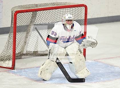 Thumbnail 3 in Masuk @ Fairfield Warde/Ludlowe photogallery.