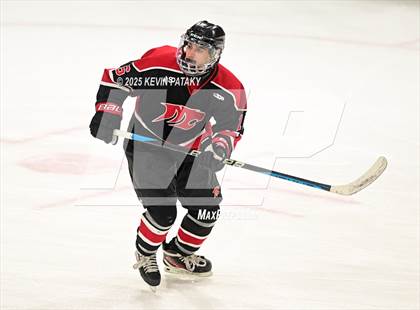 Thumbnail 3 in Masuk @ Fairfield Warde/Ludlowe photogallery.