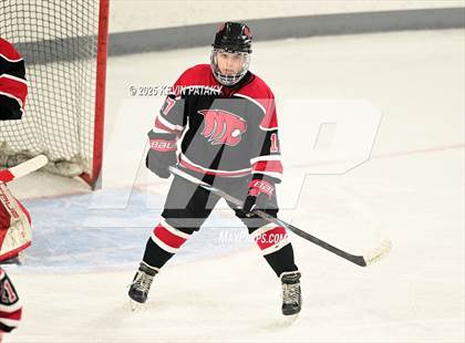 Thumbnail 3 in Masuk @ Fairfield Warde/Ludlowe photogallery.