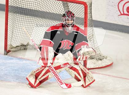 Thumbnail 2 in Masuk @ Fairfield Warde/Ludlowe photogallery.