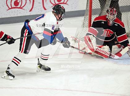 Thumbnail 3 in Masuk @ Fairfield Warde/Ludlowe photogallery.