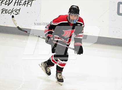 Thumbnail 1 in Masuk @ Fairfield Warde/Ludlowe photogallery.