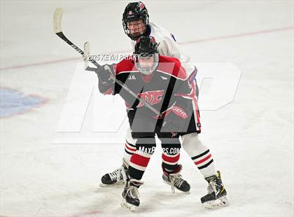 Thumbnail 3 in Masuk @ Fairfield Warde/Ludlowe photogallery.