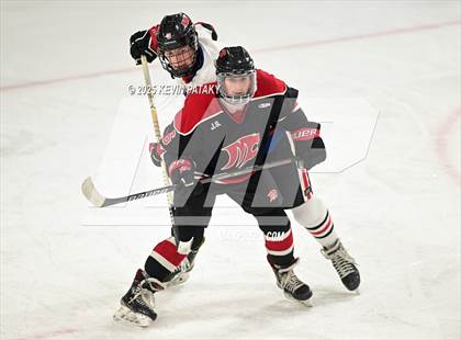 Thumbnail 2 in Masuk @ Fairfield Warde/Ludlowe photogallery.