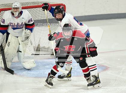 Thumbnail 1 in Masuk @ Fairfield Warde/Ludlowe photogallery.