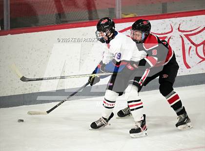 Thumbnail 1 in Masuk @ Fairfield Warde/Ludlowe photogallery.