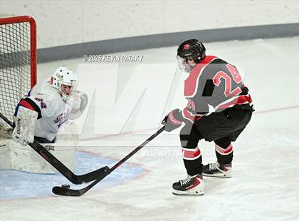 Thumbnail 2 in Masuk @ Fairfield Warde/Ludlowe photogallery.