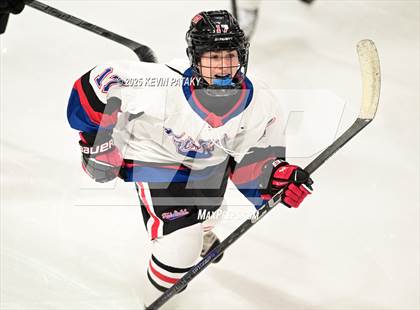 Thumbnail 1 in Masuk @ Fairfield Warde/Ludlowe photogallery.