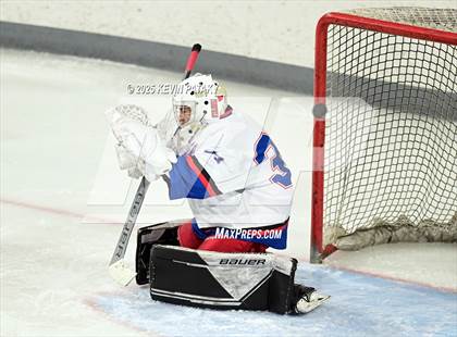 Thumbnail 3 in Masuk @ Fairfield Warde/Ludlowe photogallery.