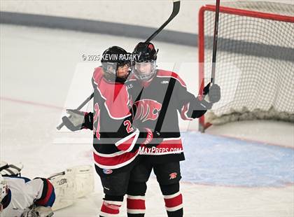 Thumbnail 2 in Masuk @ Fairfield Warde/Ludlowe photogallery.